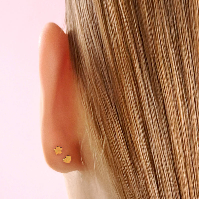 Internally Threaded Heart Labret (16G)